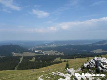 Vue sur les Rousses depuis la Dôle
