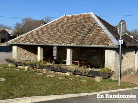 Abri pique-nique, rue de l'École