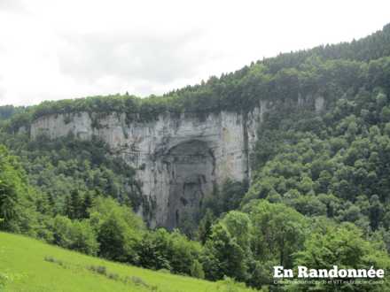 Falaises de la source du Lison