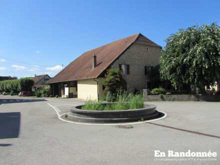 Ancienne fontaine de Chalezeule