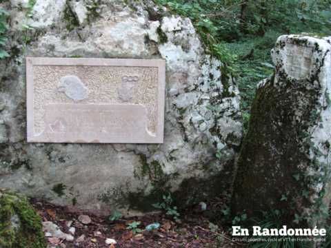 La grotte de la Roche