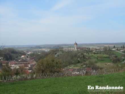 Vue sur Bucey-lès-Gy, depuis le chemin de Folle